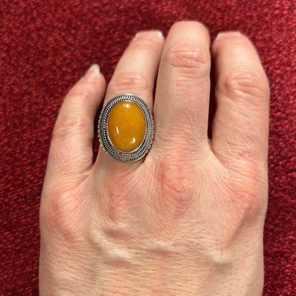 Jewelry - Sterling Silver Jade Ring